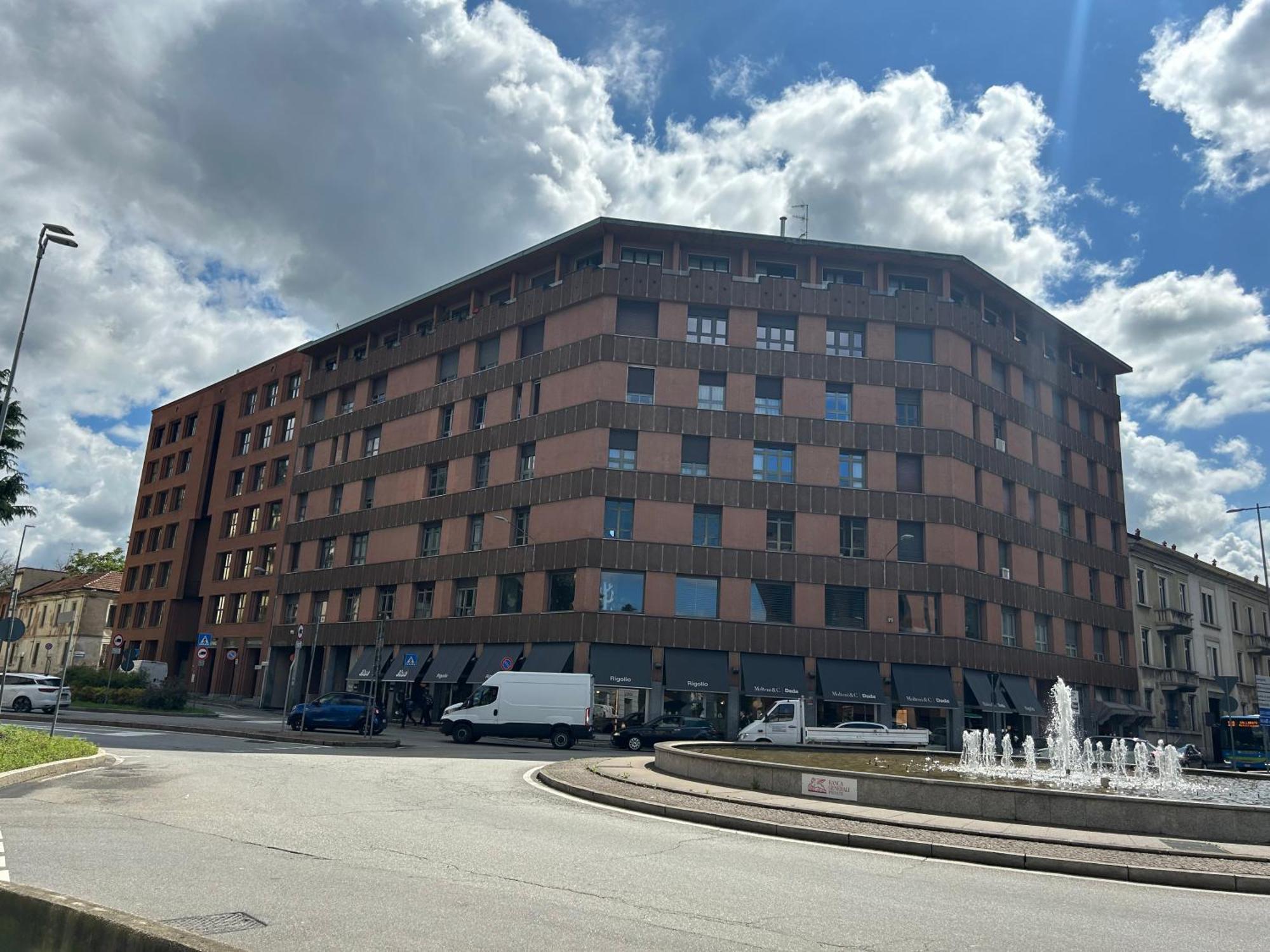 Trilocale Centro Gallarate Eksteriør bilde
